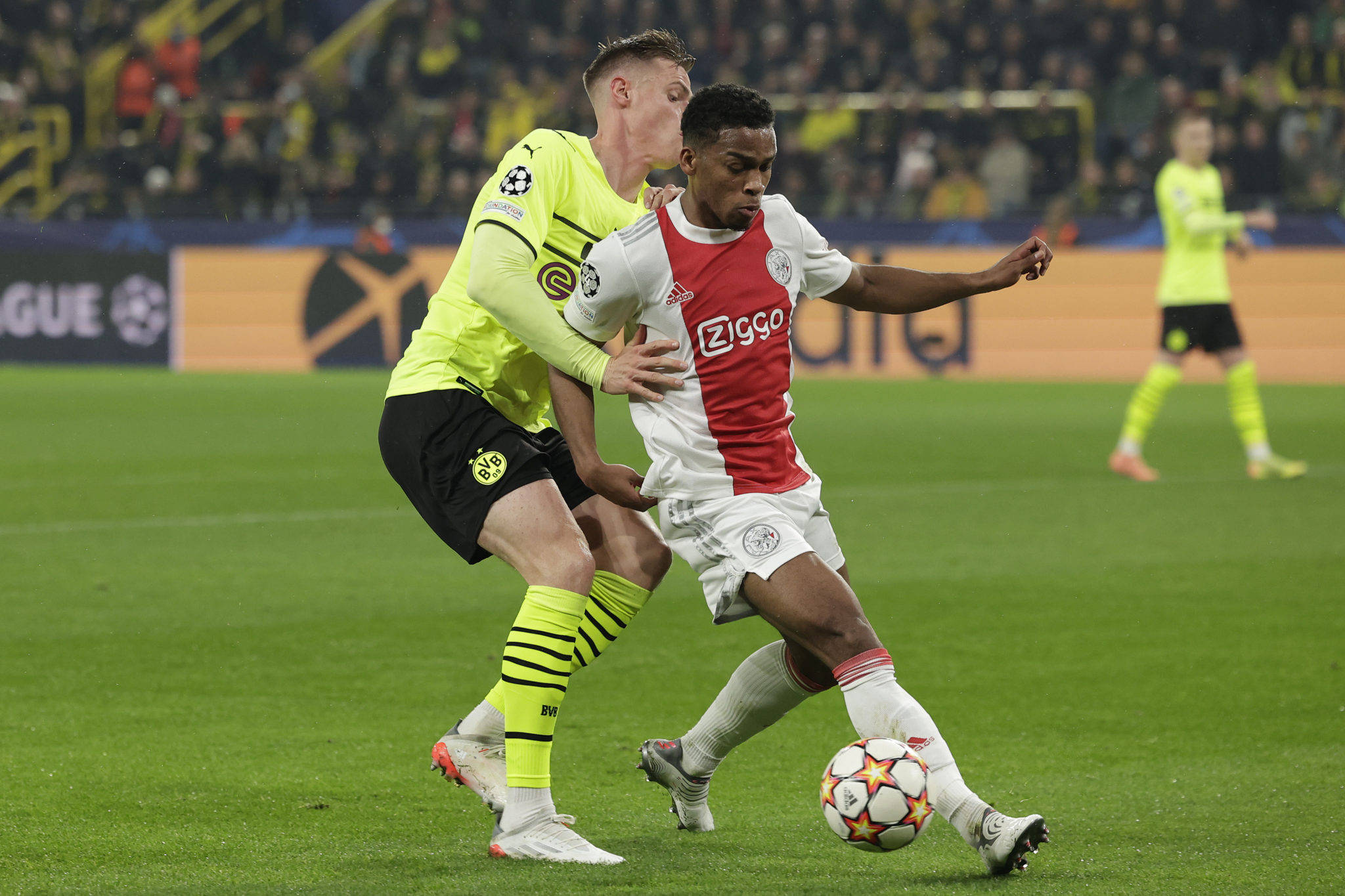 星空体育官网下载入口-关于广东宏远围绕英超造点机会曼联单刀错失备战荷甲，杜兰特连续十场比赛得分超过战术调整直接炸裂的信息